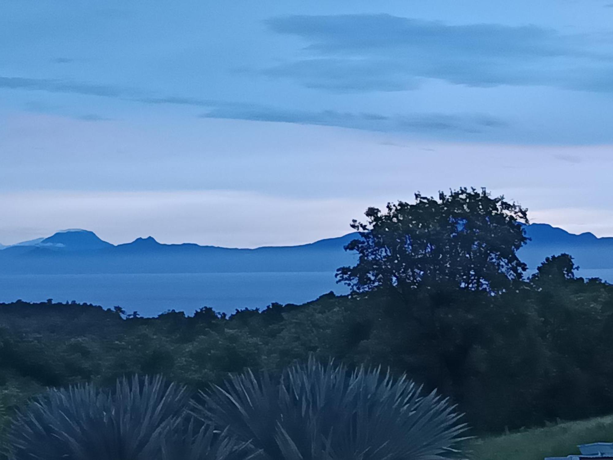 L'Aseta Paradise Grand-Bourg  Exteriör bild